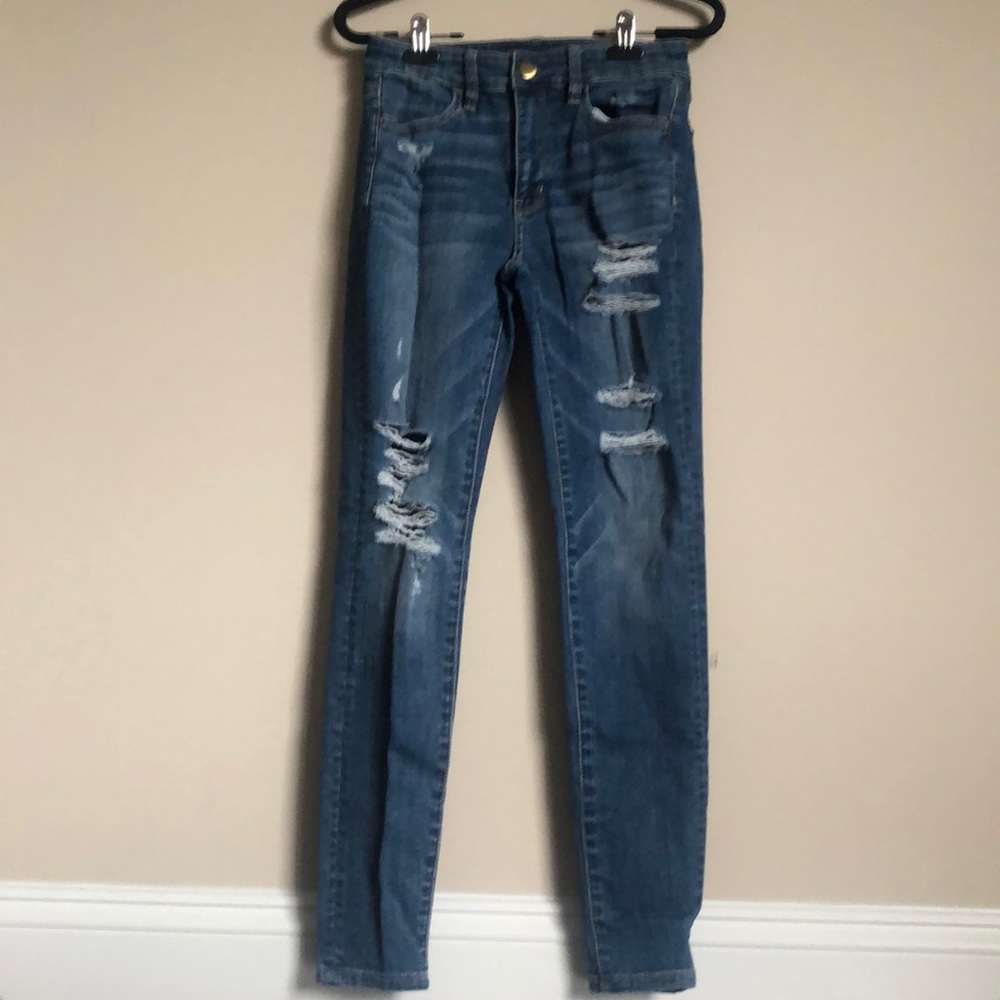 American Eagle Ripped Jeans - Picture 2 of 3